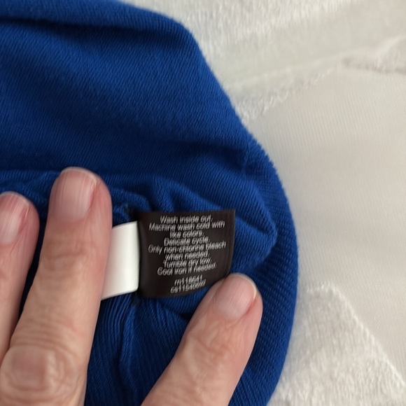 Lane Bryant Blue V-Neck Long Sleeve Sweater. Lightweight Knit. Size 22/24 - Picture 7 of 10